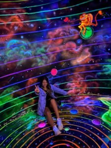 Graffitour- Comuna 13- Caminando con Nando